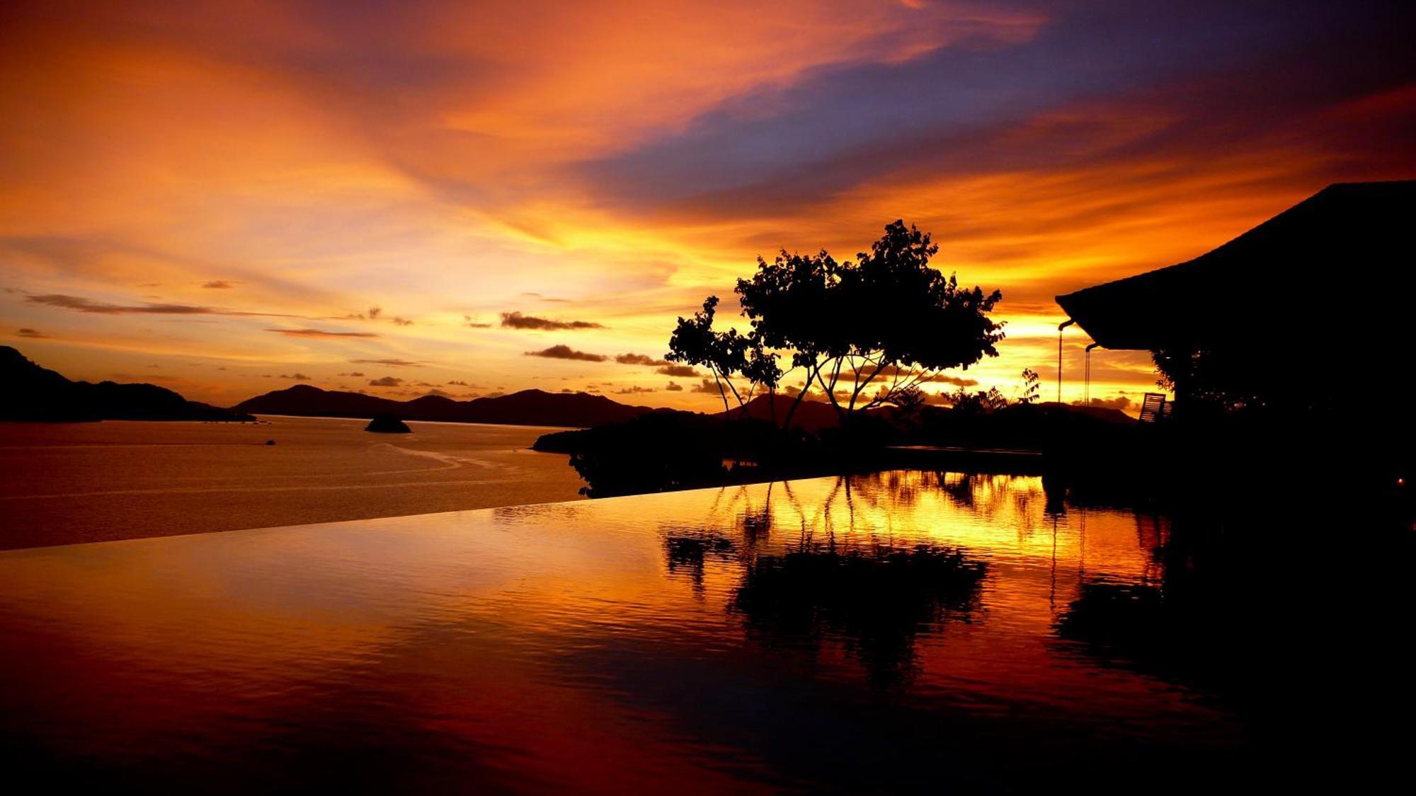Sri Panwa Phuket Luxury Pool Villa Hotel - Sha Plus Room photo Sunset at the beach